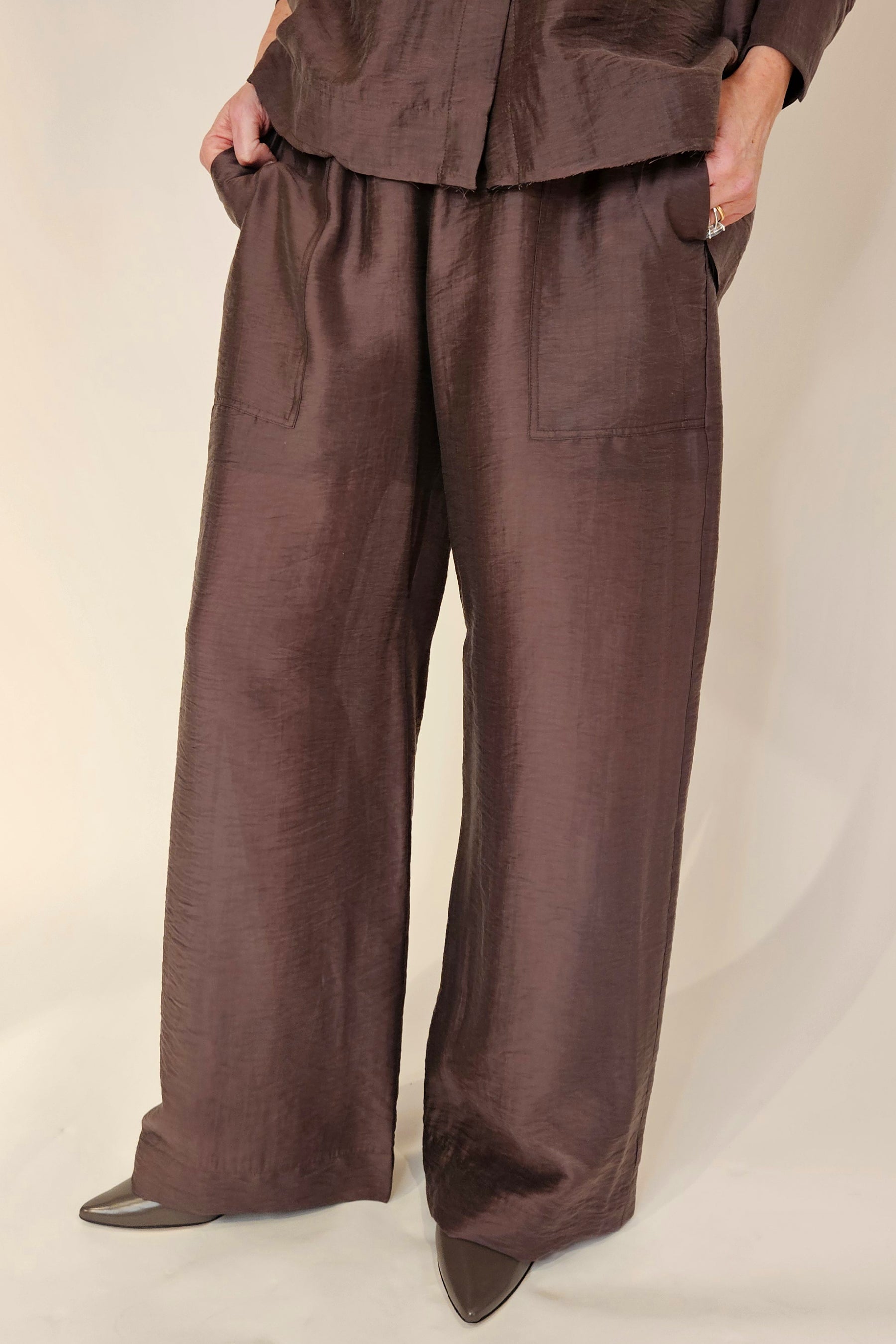 Pantalone largo Intro
