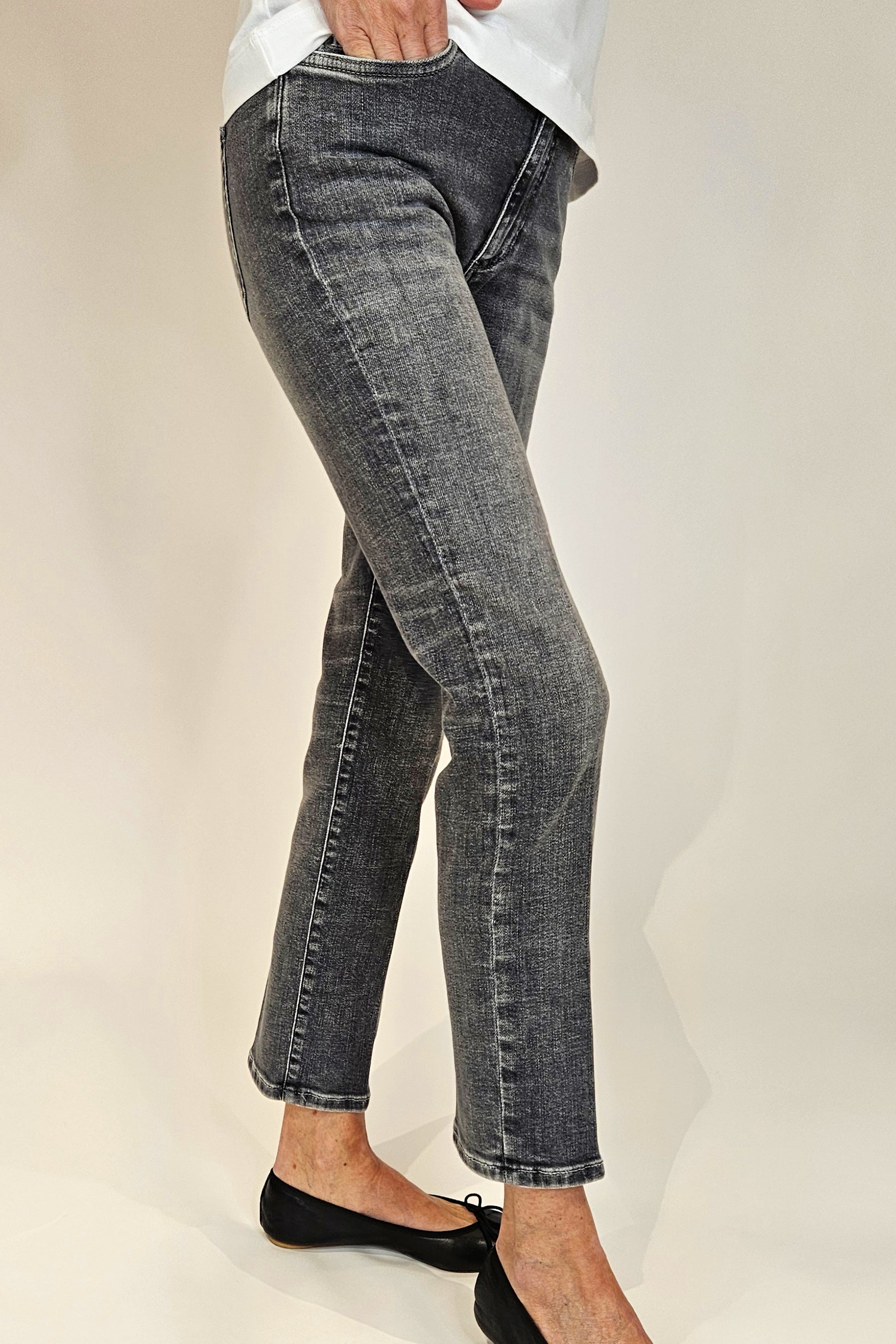 Jeans Embrace Nine In The Morning