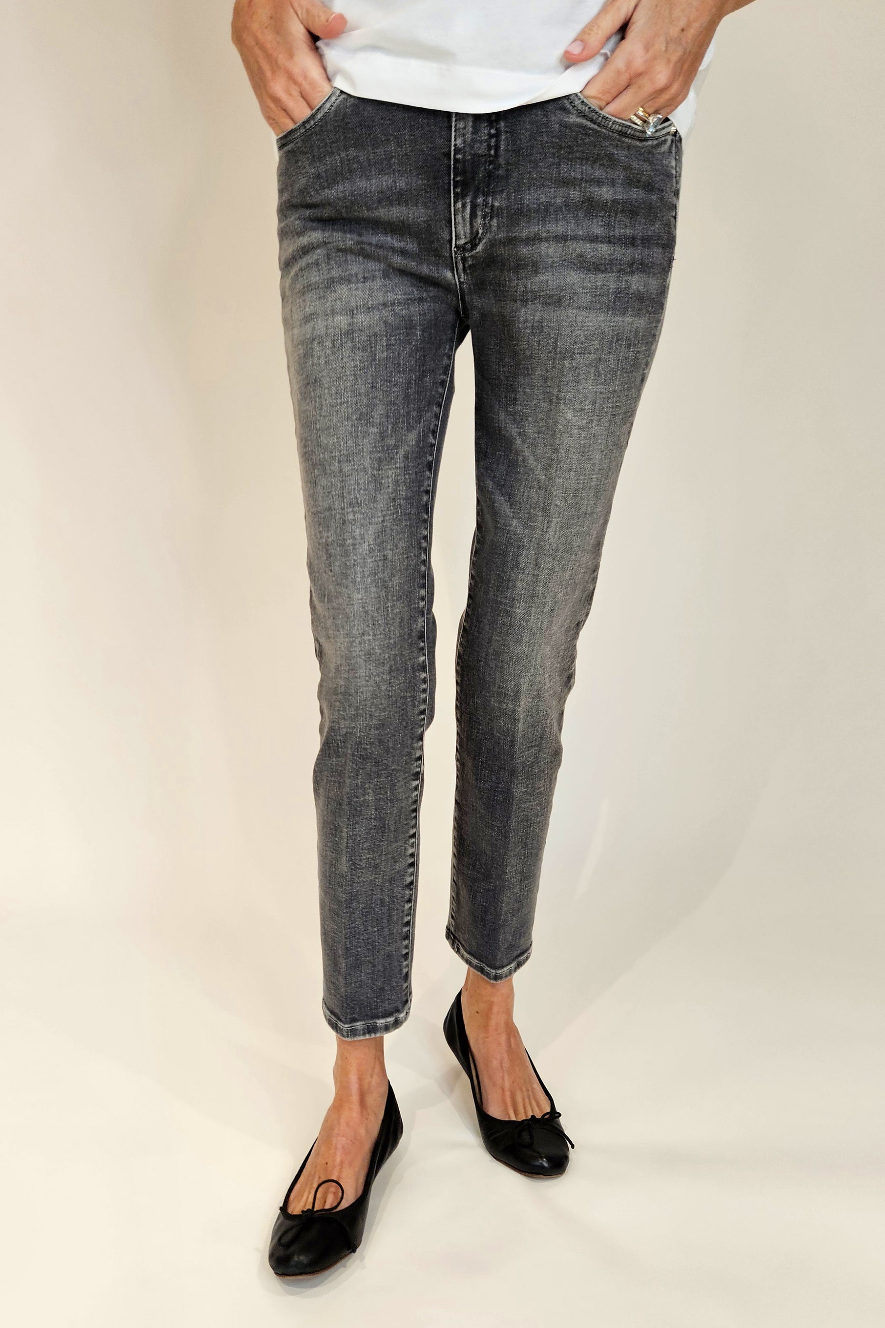 Jeans Embrace Nine In The Morning