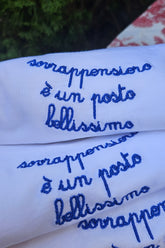 T-Shirt manica corta "sovrappensiero è un posto bellissimo"