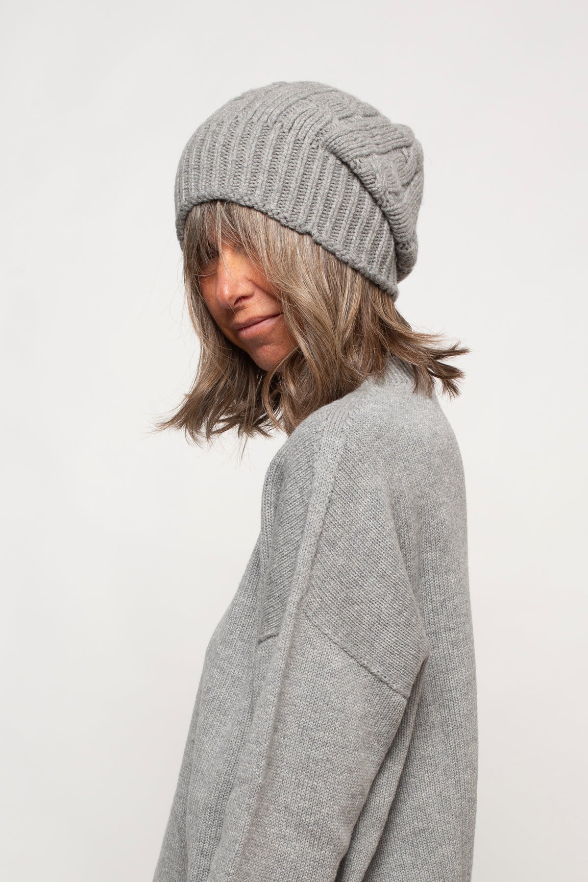 Cappello Treccia100% Cashmere Aragona
