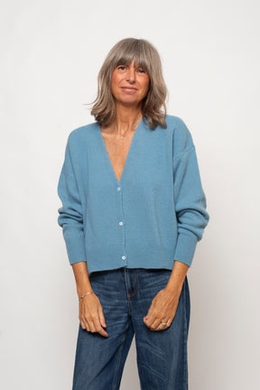 Cardigan corto con bottoni Eufonia