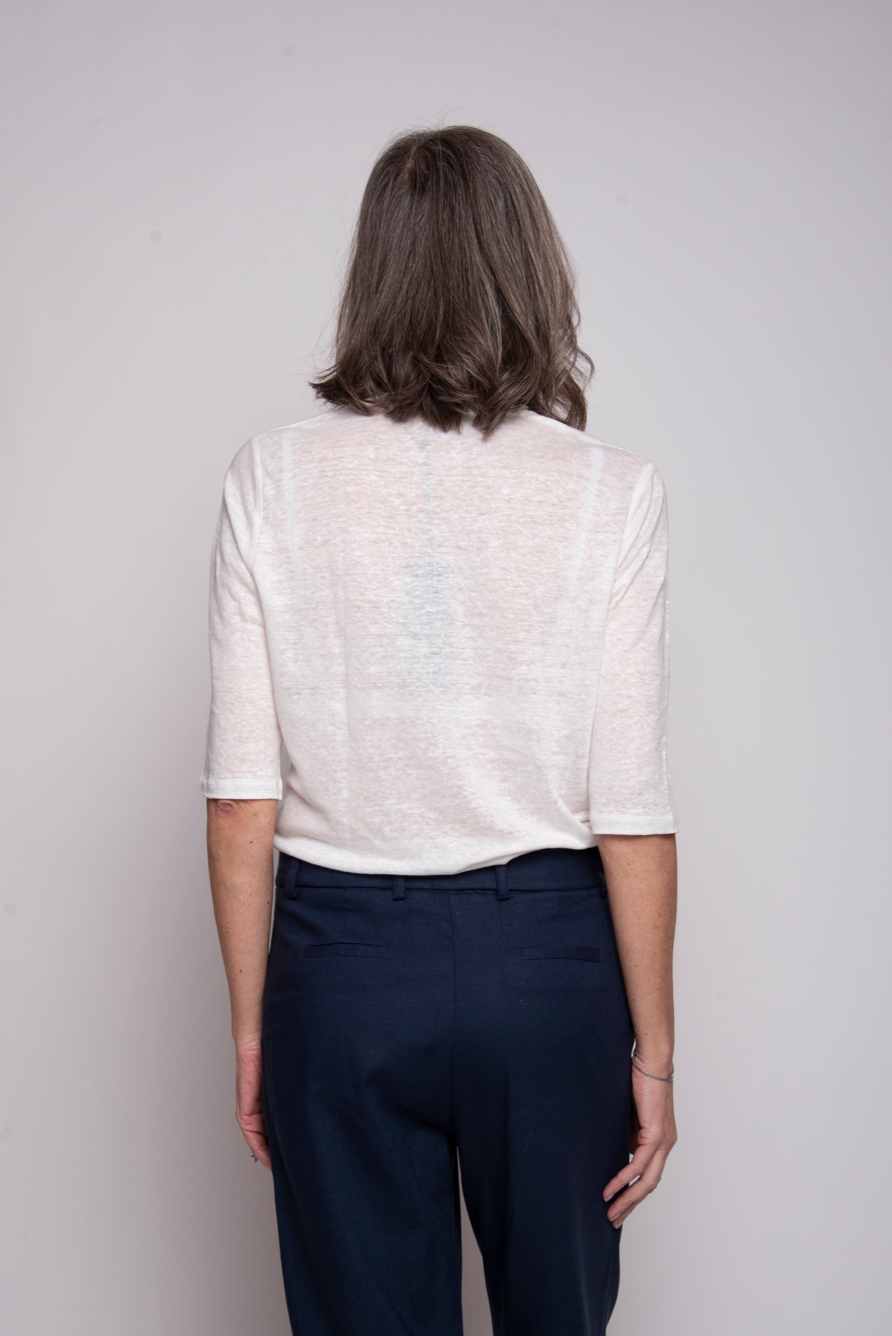 T-Shirt scollo V in 100% lino Eufonia