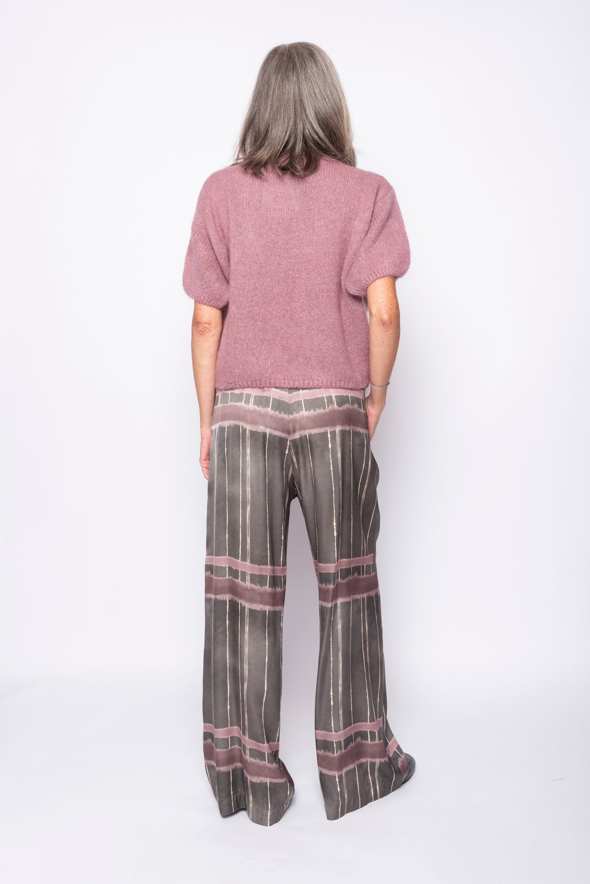 Pantalone | Meme Road
