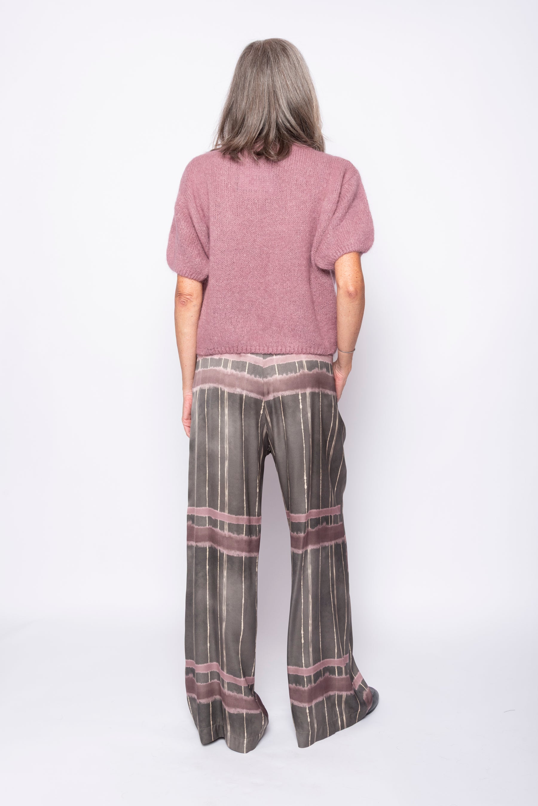 Pantalone | Meme Road
