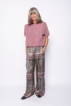 Pantalone | Meme Road