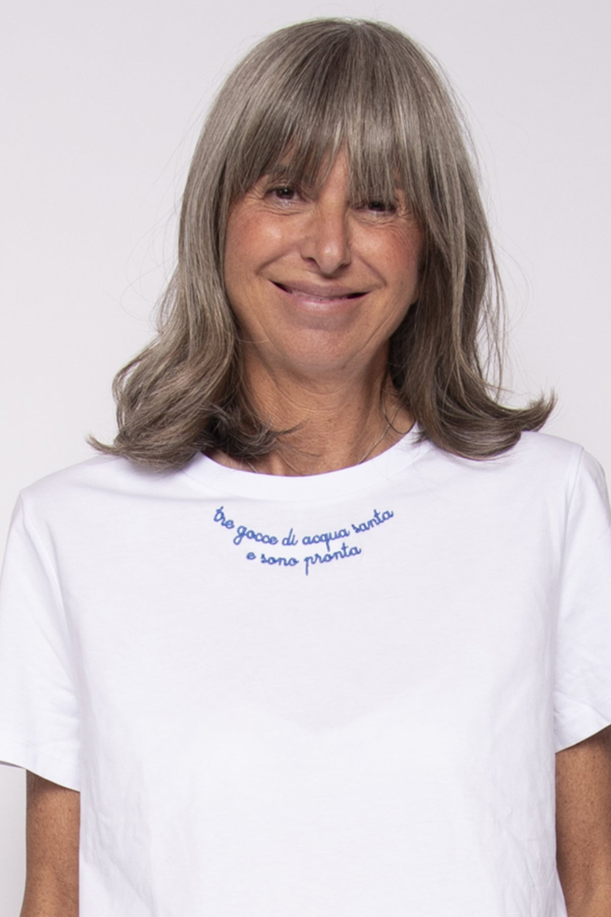 T-Shirt "tre gocce di acqua santa e sono pronta" | Nina