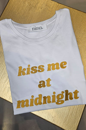 T-Shirt Manica Corta "kiss me at midnight"