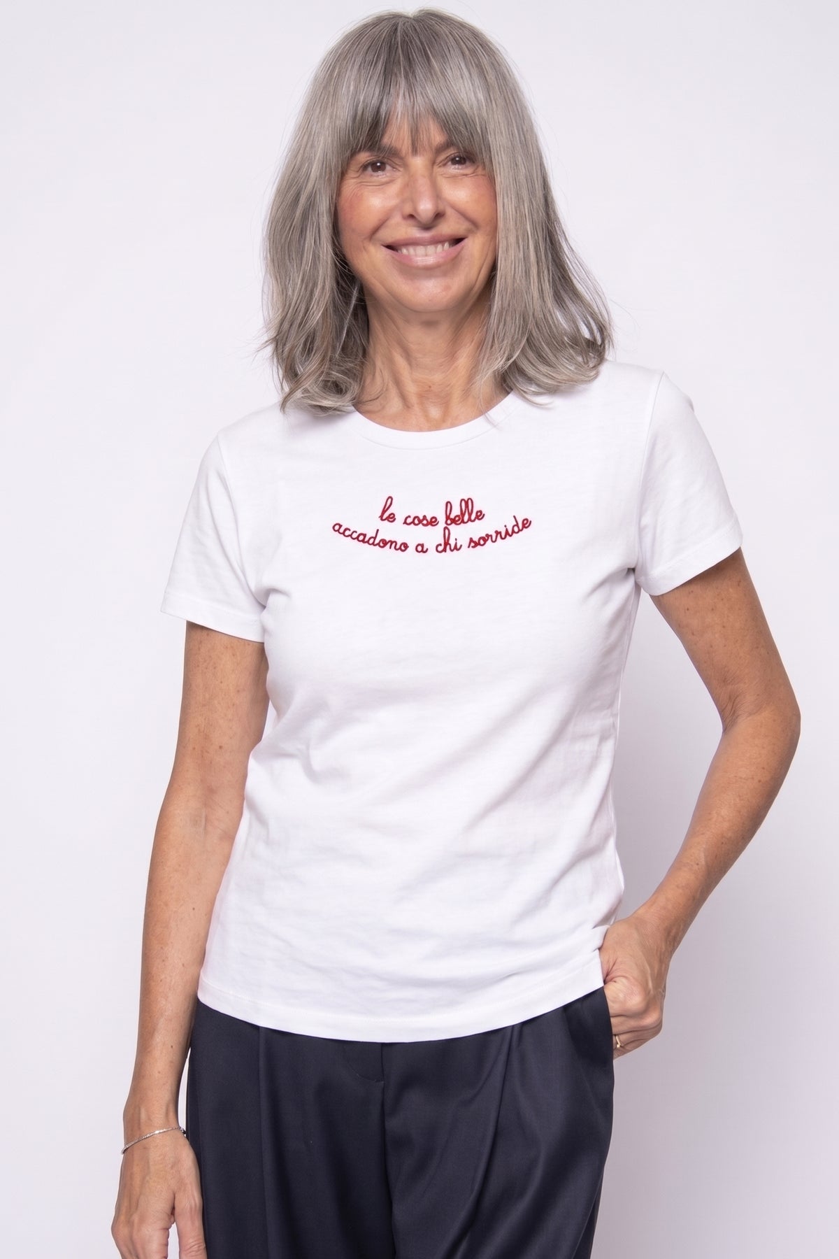 T-Shirt "le cose belle accadono a chi sorride" | Nina