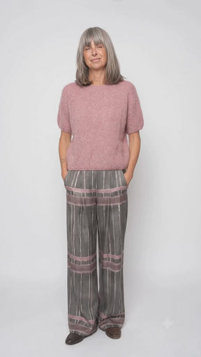 Pantalone | Meme Road