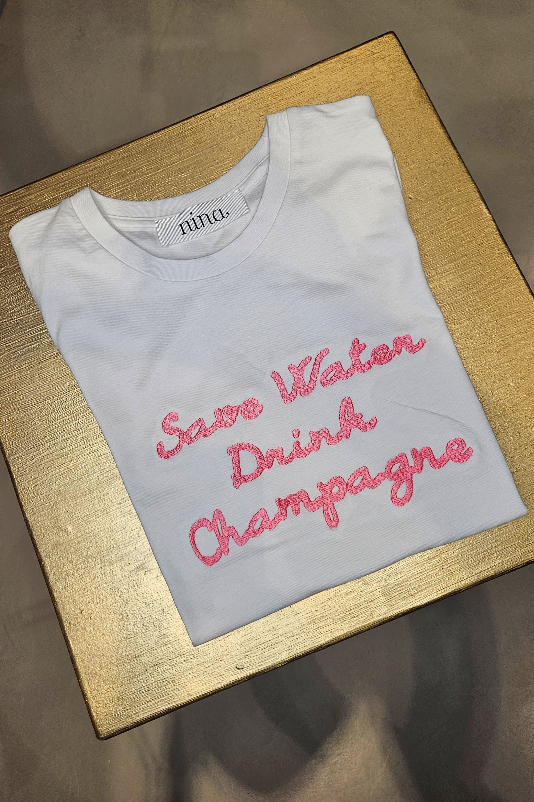 T-Shirt Manica Corta "save water drink champagne"